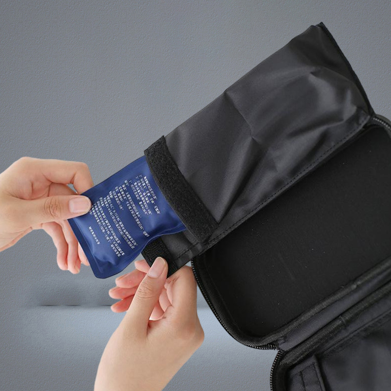 Portable Cooler Bag Diabetic Organizer Medical Travel Case Cooler Pack 2 Ice Pack EVA Material Box Bag