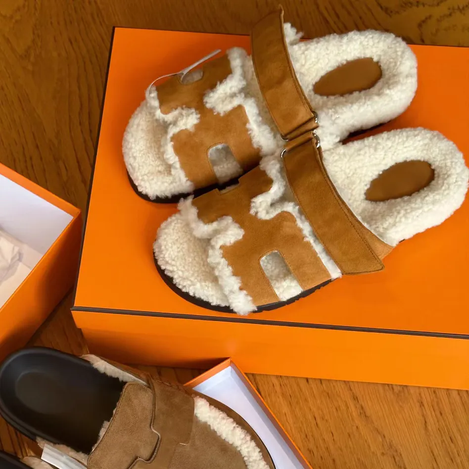 Fluffy Slippers Ladies Luxury Designer Australia Real Wool Womens Shoes Lazy Fuzzy Slippers Female Slides Scuffs Flip Flops 100% Fur TPU sole Large size slipper shoes