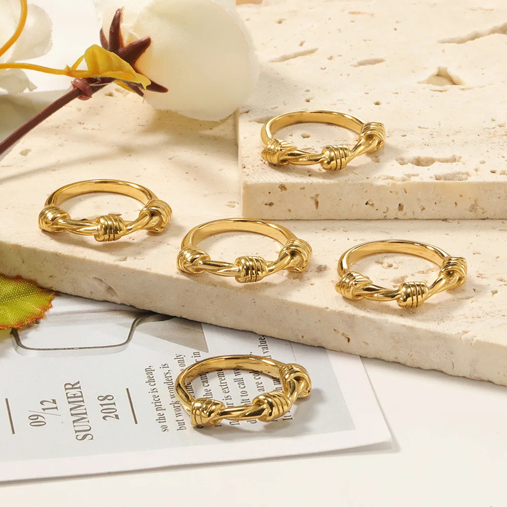 European and American Style Tie a Knot Finger Rings For Women Free Gift Vintage Steel Men Jewelry Single Party 231220