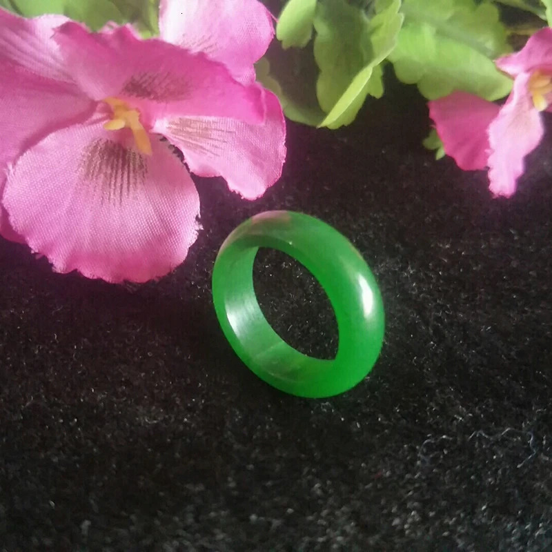 Jade Ring Natural Malay Green Jewelry Lucky Auspicious Amulet Mens and Womens Fine 231220