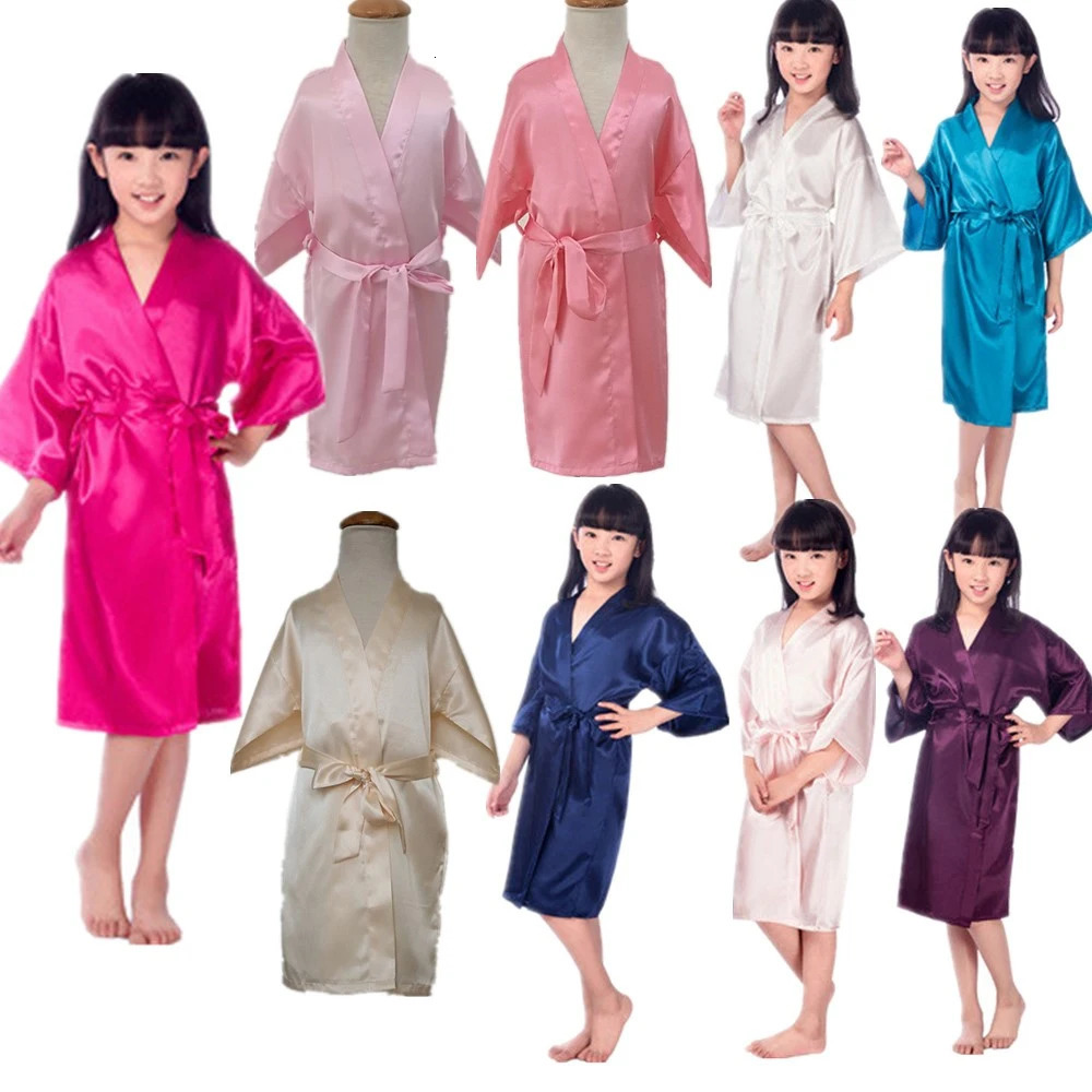 Wholesale Solid Girls Satin Silk Robes Bath Kimono For Spa Wedding Party Birthday Children Bathrobes Pink Kids Nightdress W3 231221