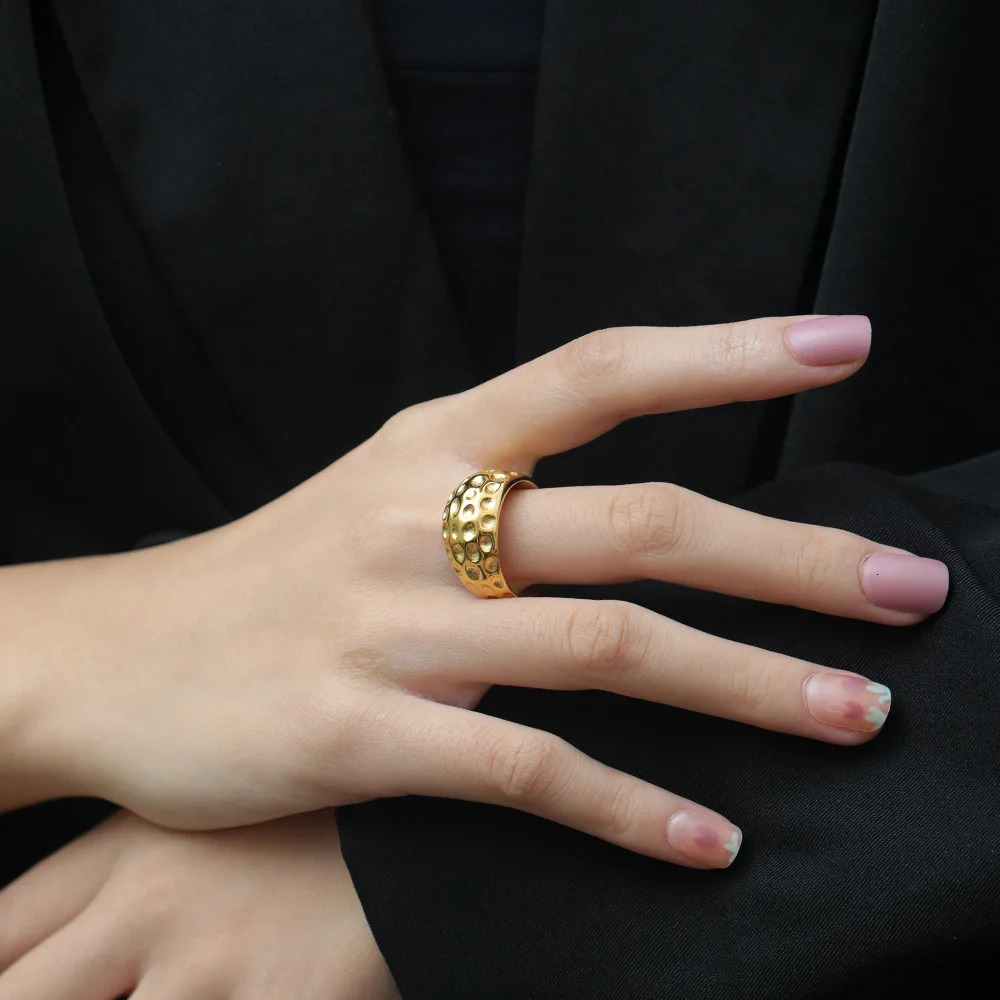 Gothic Multi Concave Spots Engagement Rings For Women Girls Fashion 316l Stainless Steel Men Jewelry Friend Gift 231220