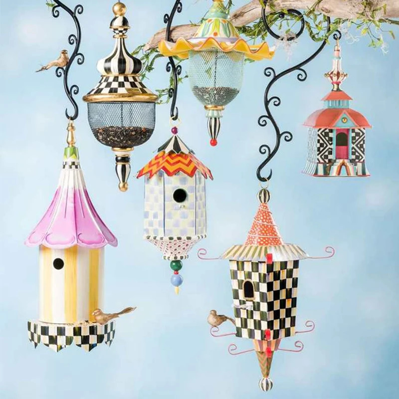 Waterproof Gazebo Hanging Wild Bird Feeder Outdoor Container With Hang Rope Feeding House Type Bird Feeder Aves Decor 231220