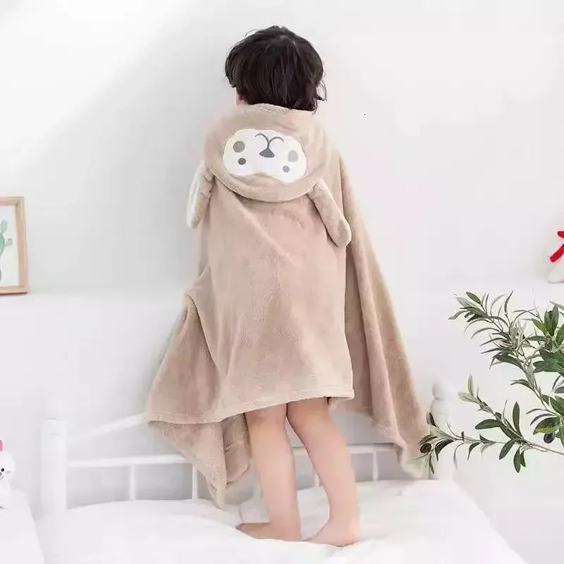 Children Bathrobe Hooded Coral Fleece Cute Soft Cloak Shower Embroidered Bath Towel Woven Cartoon Beach Cloth Kids Animal Towel 231221