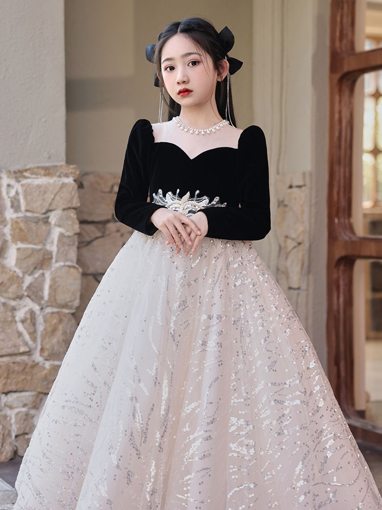 New Shiny Dresses Champagne Black Veet Lace Kids Flower Girl Dress For Wedding Long Sleeve Tulle Princess Party Pageant Girls Holy First Communion Gow