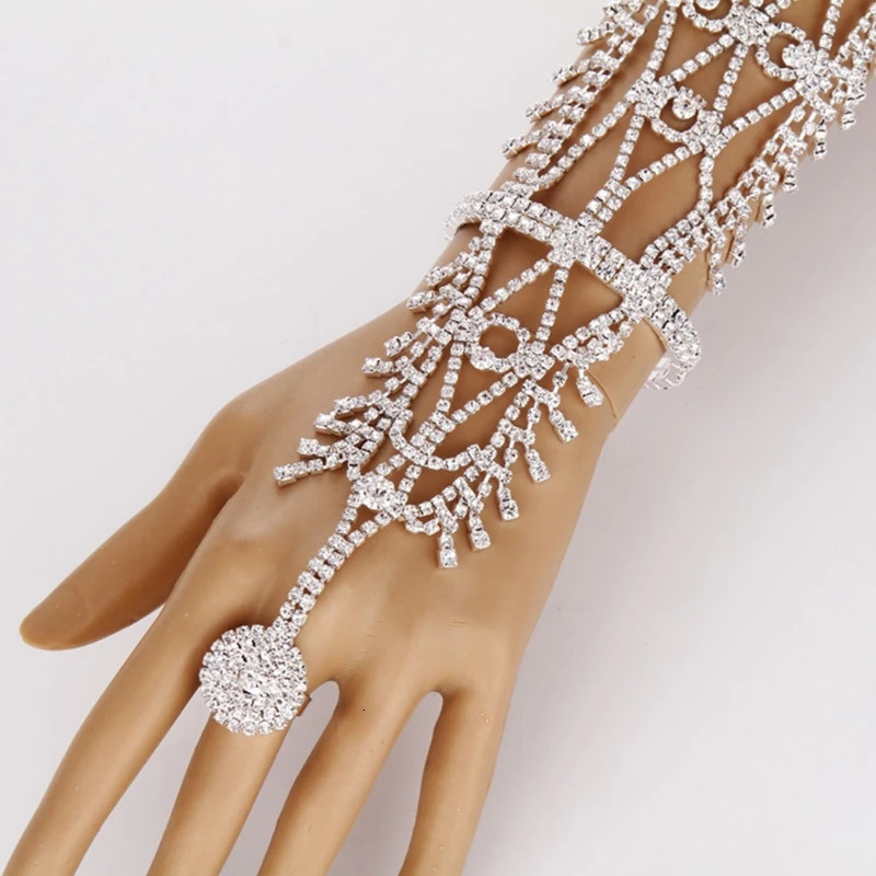 Women Tassels Arm Cuff Armlet Bracelet and Ring Wedding Bride Leaves Fringe Jewelry Hand Chain Bangle Belly 94PA 231220