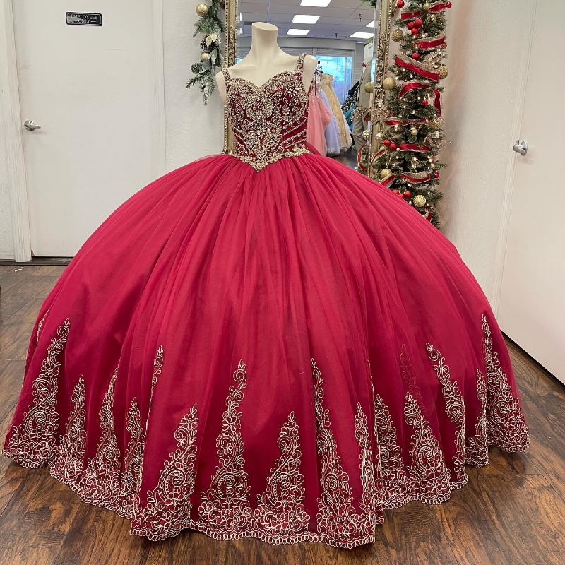 Red Quinceanera Dresses Ball Gown Princess Appliques Lace Beaded Crystal Off The Shoulder vestidos de 15 Anos Birthday Party Sweet 16 Dress