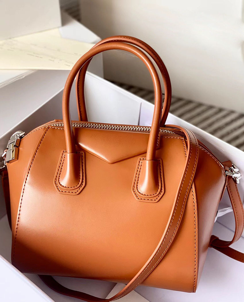 Designer shoulder bags Women Luxury Cross body flat hobos large volume smooth leather handbags detachable strap 22*27*13cm