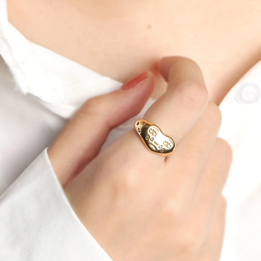 2023 Punk Heart Shape Cry Finger Rings For Women Accessories Simple 316l Stainless Steel Men Jewelry Gift 231220