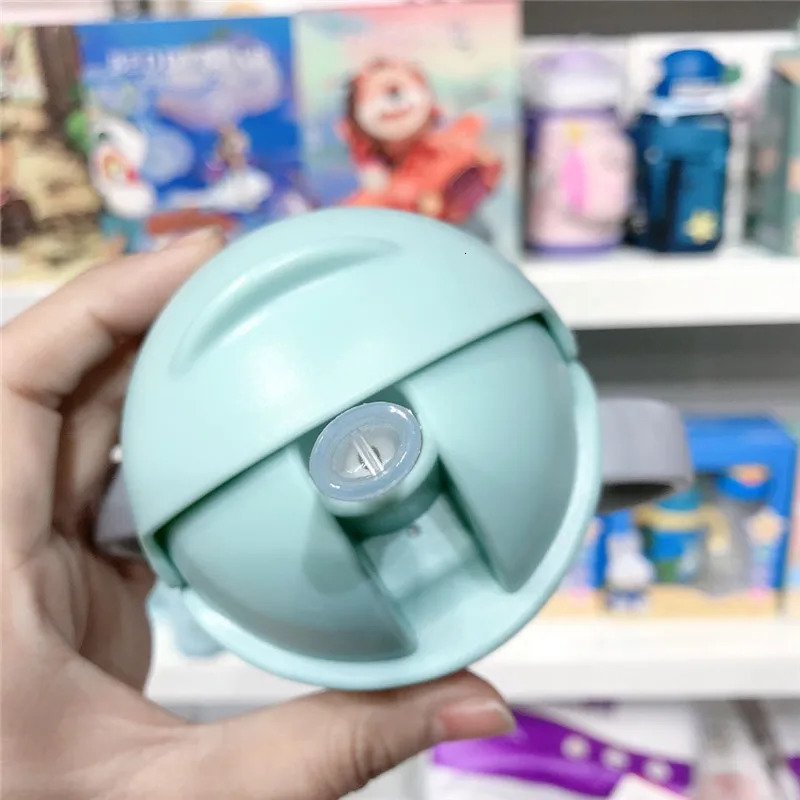 250ml Food Grade Plastic Baby Feeding Cup With Straw Leak Proof Cartoon Children Learn Drinking Bottle Toddler Training Cups 231222