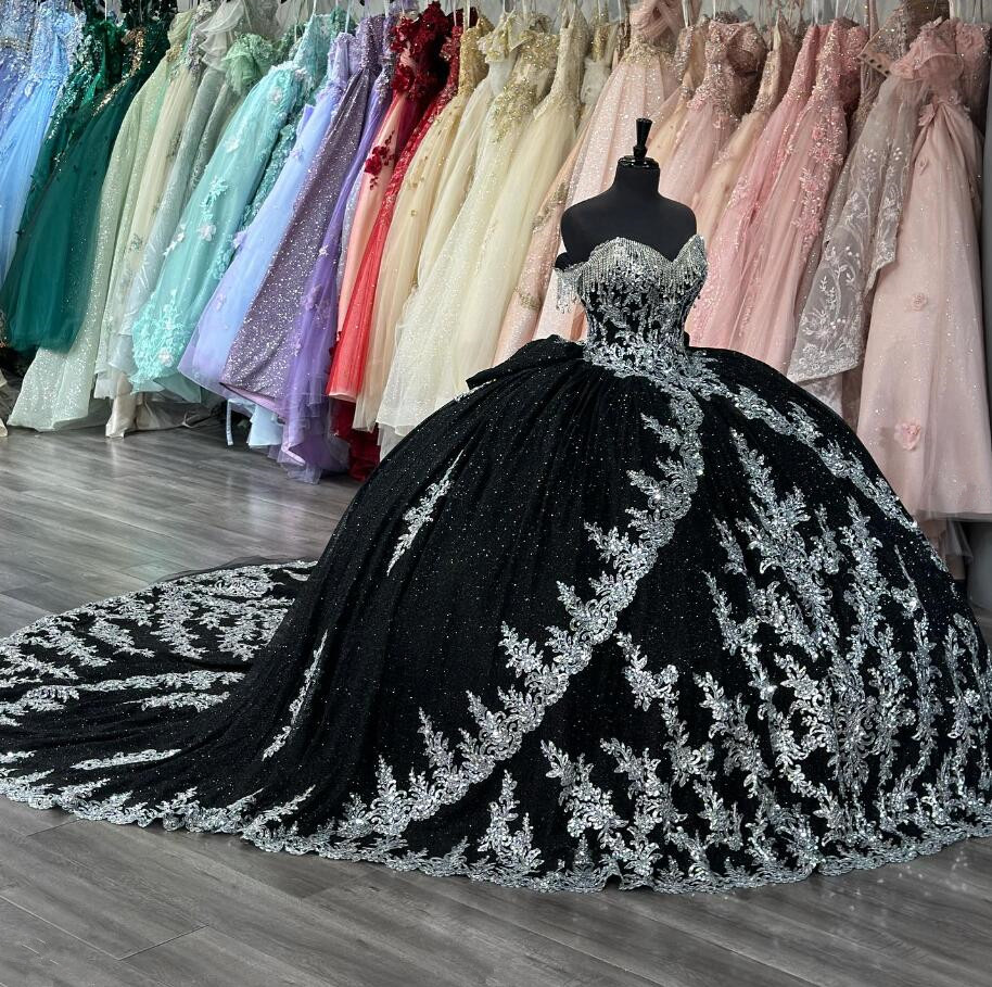Sier Gothic Black Princess Quinceanera Dresses Sparkly Applique Tassel Corset Vestidos Para Anos Prom Sweet 6660306