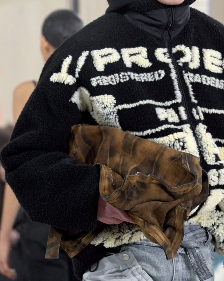 Y/Project 23FW Show Style Patch Embroidered Lambhair Jacket With Washed Loose Jacket Cotton Jacket Bomber