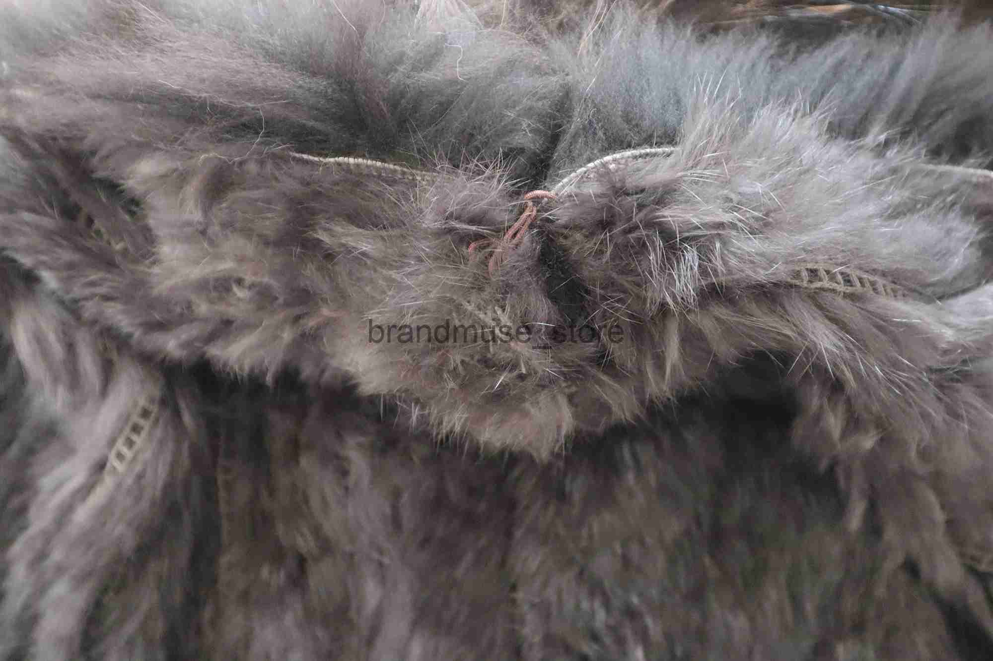 Women's Vests Factory Customized 2021 Fashion Real Rabbit Fur Tassel Vest High-end Women Knitted Sleeveless Vests Natural Raccoon Fur Jacket J231