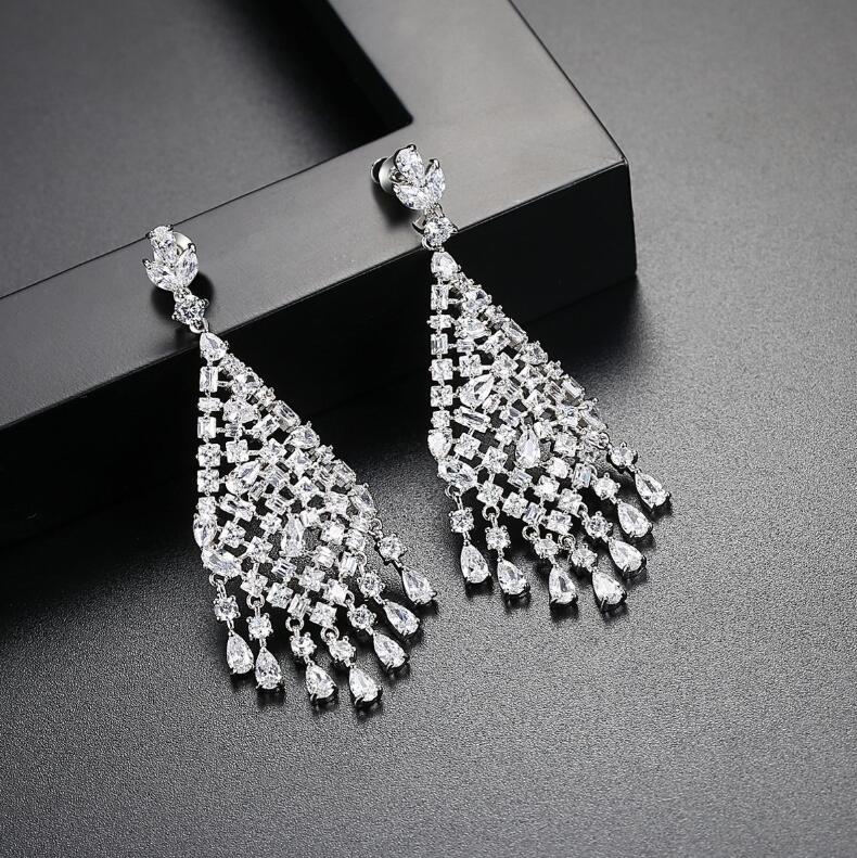 Sparkling Luxury Dangle Earring Luxury Jewelry 18K White Gold Fill Water Drop 5A Cubic Zircon CZ Diamond Gemstones Party Women Wedding Bridal Tassels 