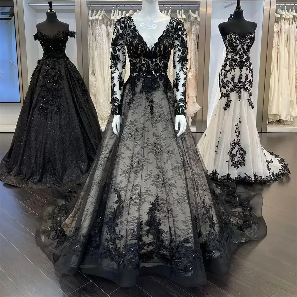 Gothic Black Lace A Line Wedding Dress Long Sleeve V-Neck Vintage Bridal Gowns Appliques Country Bride Dresses Custom Made Vestidos De Novia 2024