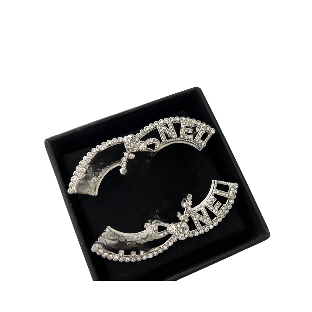 High Version Small Fragrance Bow Set Diamond Joker Brooch Fragrance Home Double Letter Full Drill Pin Corsage Small Fragrant Wind Letter Fashion Bra