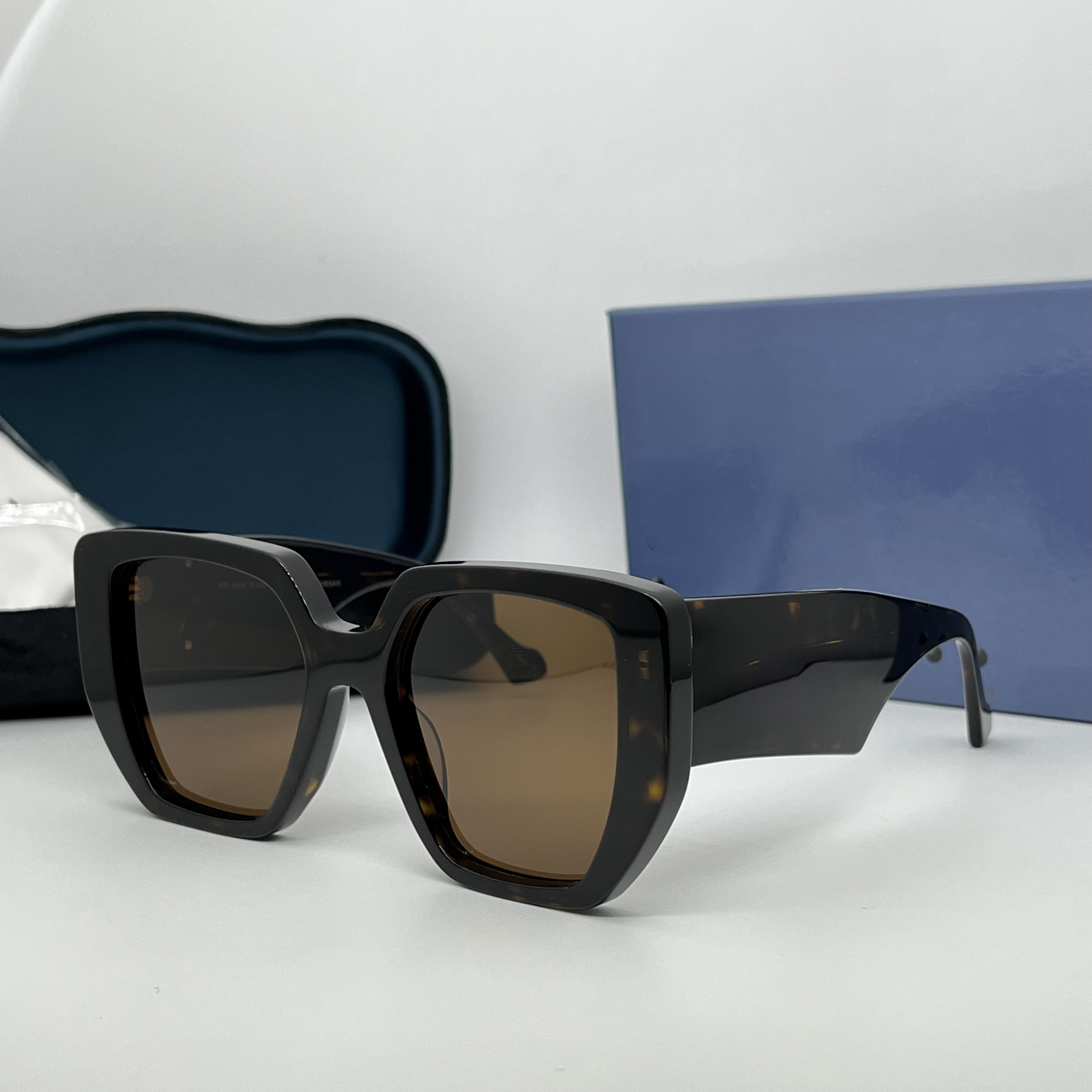 Sunglasses For Wome… - image