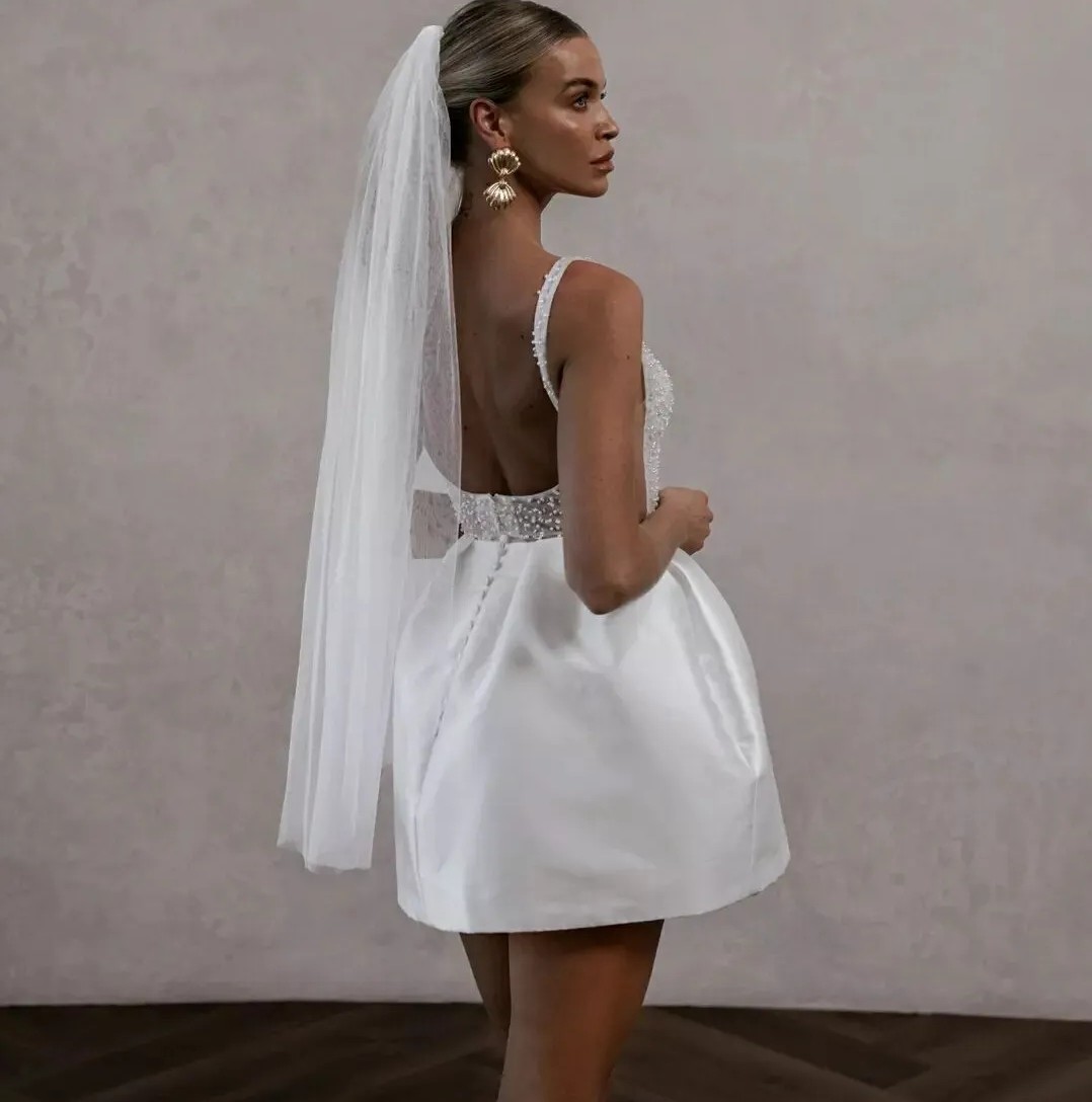 Vintage Short A Line Wedding Dress 2025 Spaghetti Pearls Top Satin Bone Bodice Bridal Party Gowns Vestido De Novia Robe De Mariage