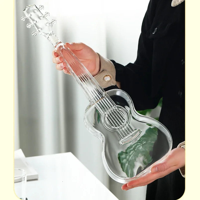 High Borosilicate Glass Wine Bottle Guitar Violin Decanter Wine Set Thickened Transparent Craft Decanter Bottle Decoration 231222