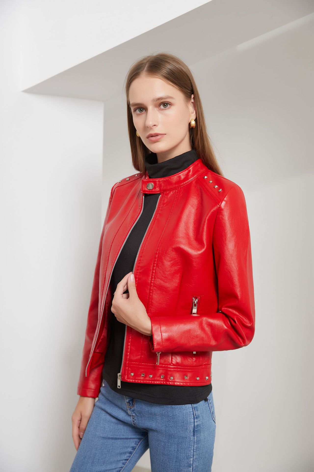 0C407M12 Fashion Women's Leather Faux Coats Pochette Rivet Decorative Zipper Stand Up Collar Jacket Wholesale and Customization