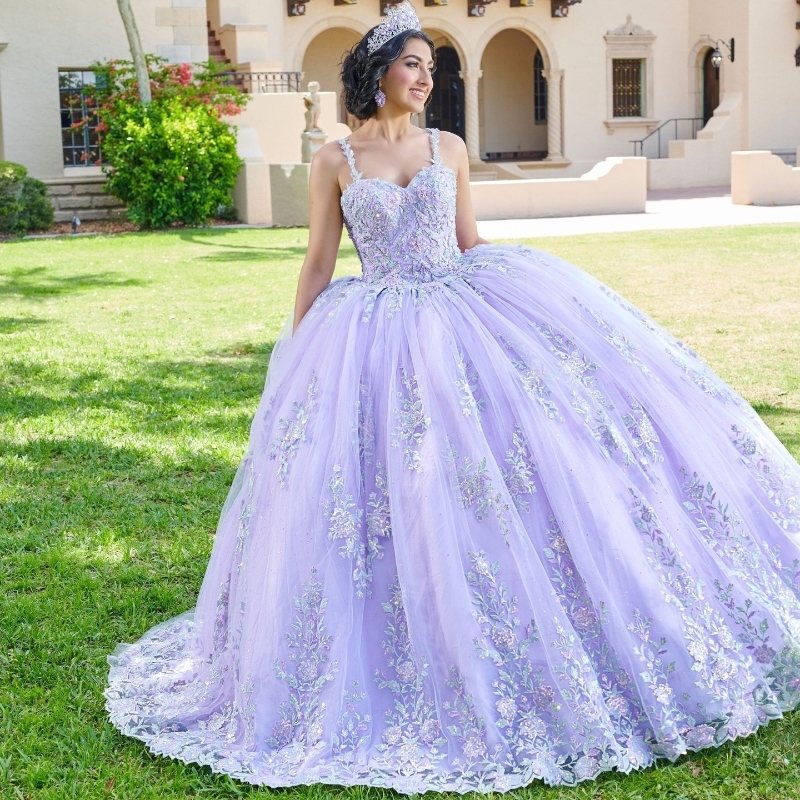 Lavender Princess Sweetheart Ball Gown Quinceanera Dress Beaded Appliques Lace With Cape Party Gowns Vestidos De 15 Anos