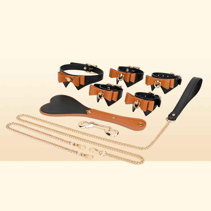 Binding Set Seven Piece Fun of Men's and Women's Adult Products Collar Handcuffs Leather Racket Bow Tie Sm Alter P43Q8322092