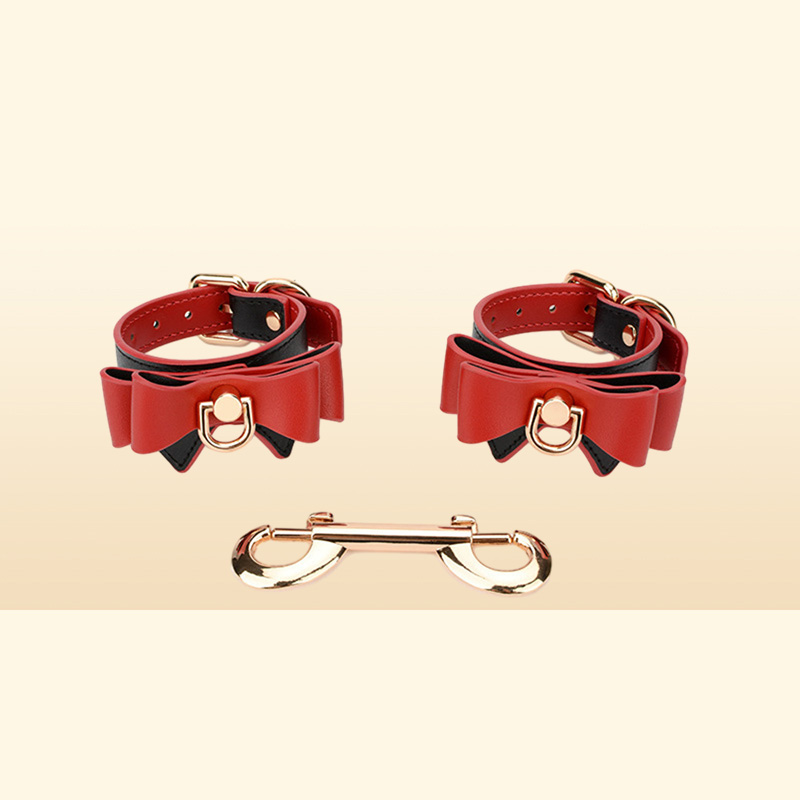 Binding Set Seven Piece Fun of Men's and Women's Adult Products Collar Handcuffs Leather Racket Bow Tie Sm Alter P43Q8322092