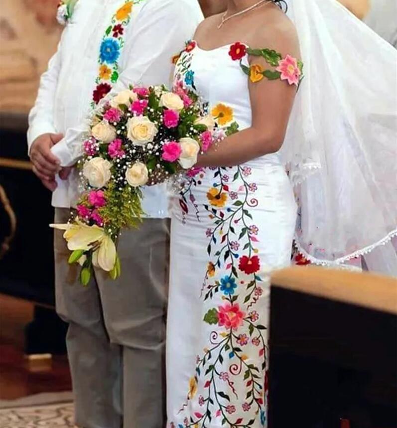 Mermaid Mexican Wedding Dress With Floral Embroidery Long Satin Elegant Bridal Gowns Vestido De Novia bohemian beach style