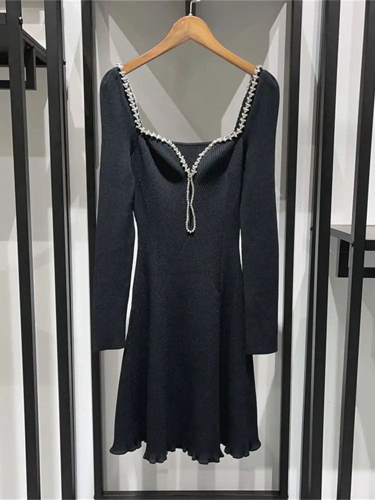 Women Black Slim Knitted Short Dress Diamond Edging Early Autumn High Waist Long Sleeve Lady Square Collar Mini Robes 231225