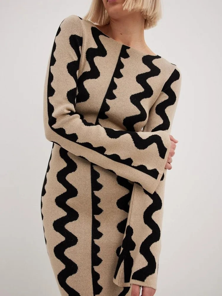 Striped Knitted O-neck Long Sleeve Midi Dresses Elegant Women Bodycon A-line Vestidos Female Fashion Casual Street Maxi Clothes 231225