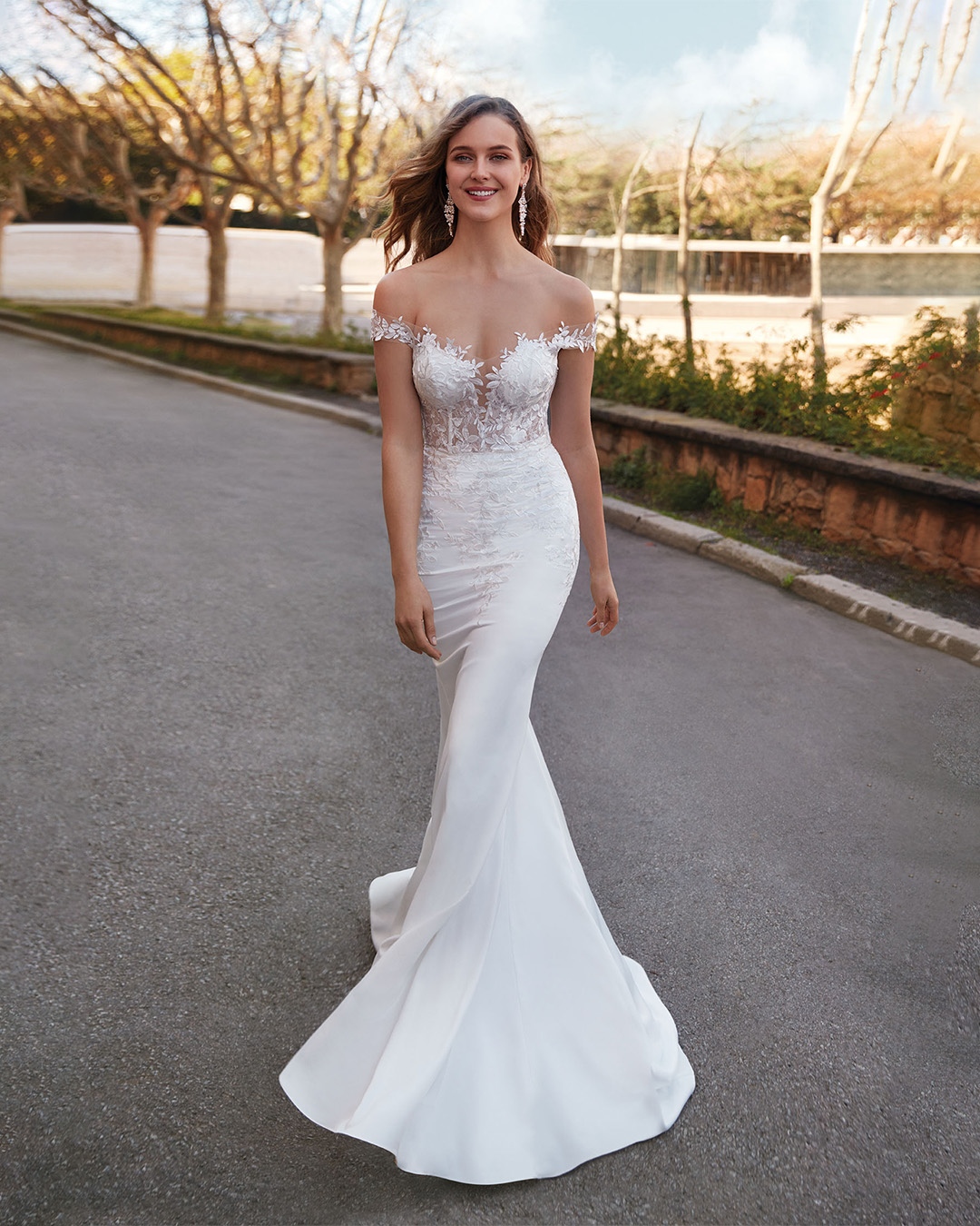 Sexy Satin Mermaid 2024 Wedding Dresses Off The Shoulder Lace Appliqued Bridal Gowns robes de mariee