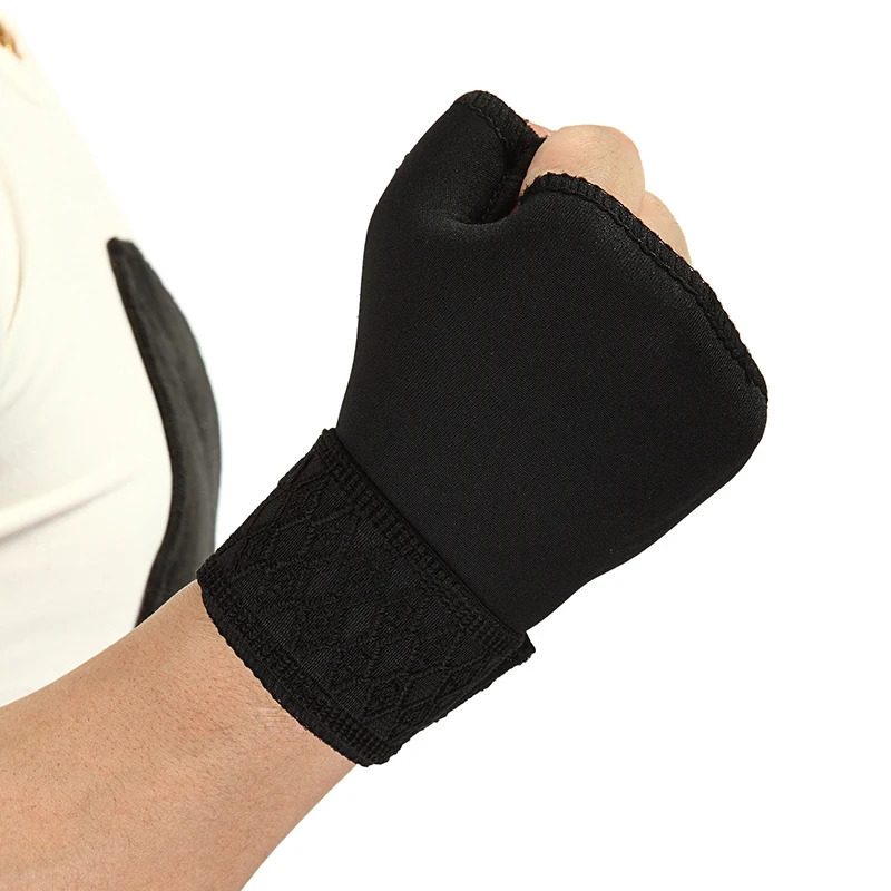 1 Pair Soft Breathable Boxing Gloves Adjustable Half Finger Glove Support Universal Wrist Palm Thumb Brace Guard Wrap Protector 231225