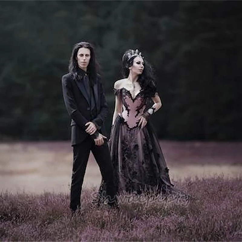 Dusty Pink And Black Gothic Wedding Dress Off The Shoulder Corset A Line Steampunk Bridal Gowns Lace Appliques Vintage Vestido De Novia Back Lace-up
