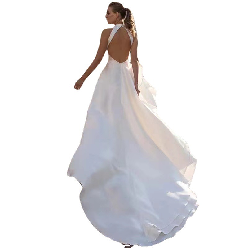 A Line Boho Wedding Dress 2024 Halter Sleeveless Opne Back Ruffles Satin Simple Women Bridal Gowns Vestido De Novia Robe De Mariage