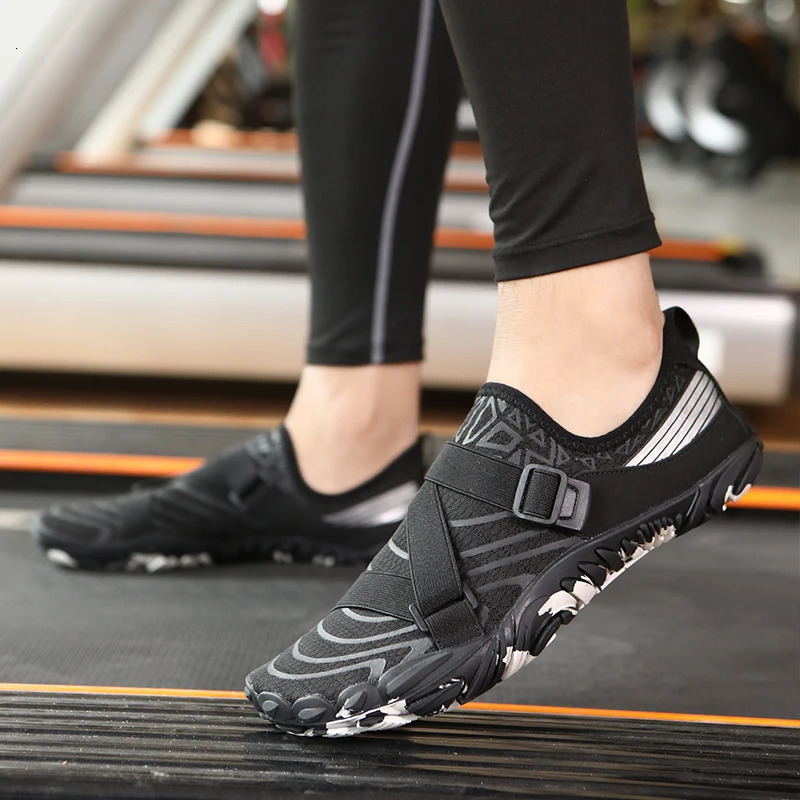 Gym Footwear Unisex Multifunctional Shoes Vacation Beach Game Wading Shoes Men Squat Fitness Shoes Women Yoga Shoes 231226