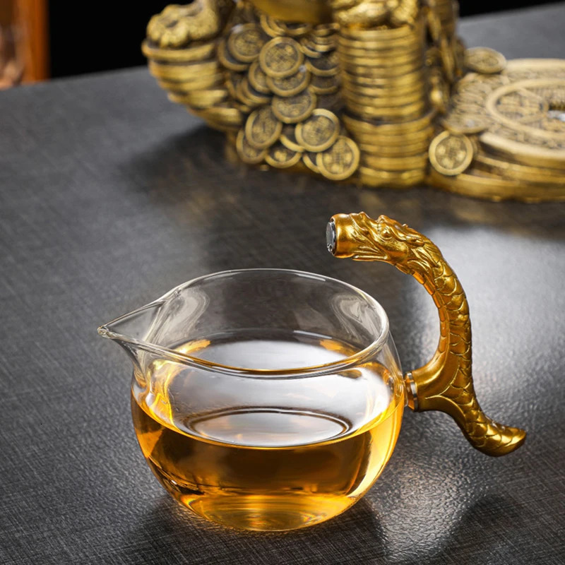 Chinese Gold Glass Kettle Bufonid Kungfu Tea Teapot Set Frog Magnetic Drip Pot Heat-Resistant Teapots China Year Gift 231225
