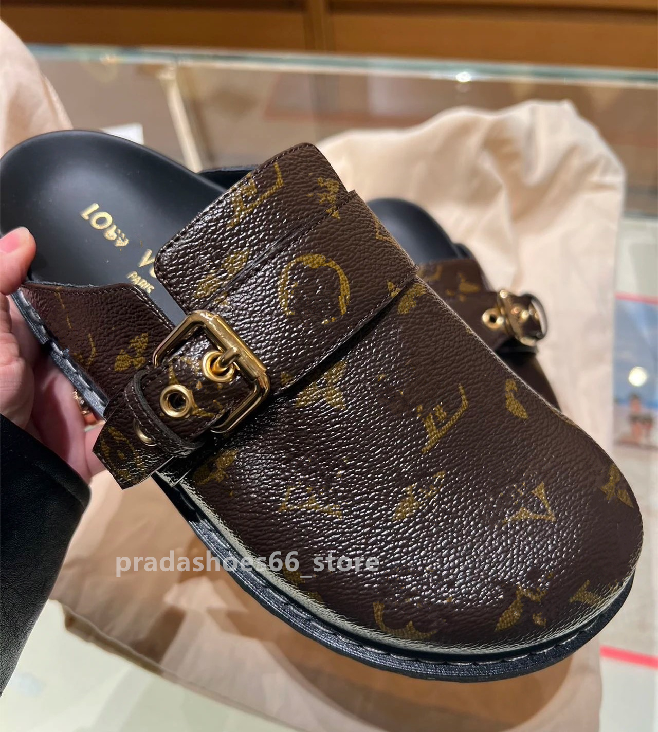 Summer Women Sandals Louiss Slippers Garden Muller Shoes Platform Metal Sandal Beach Non-slip Fashion Vacation Luxury designer Shoes Female h