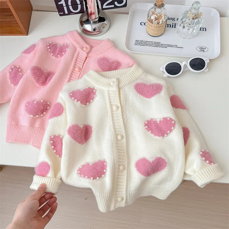 Autumn Kids Girls Kniwears Cotton Knitted Pearl Love Jacquard Baby Girls Sweater Coat Loose Warm Toddler Girls Cardigan 231226