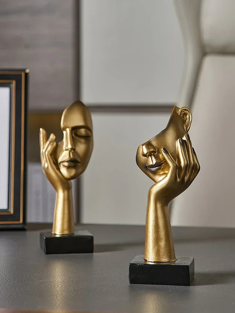 Nordic Statue Abstract Resin Desktop Ornaments Sculpture Miniature Figurines Face Character Art Crafts Office Home Decoration 231225