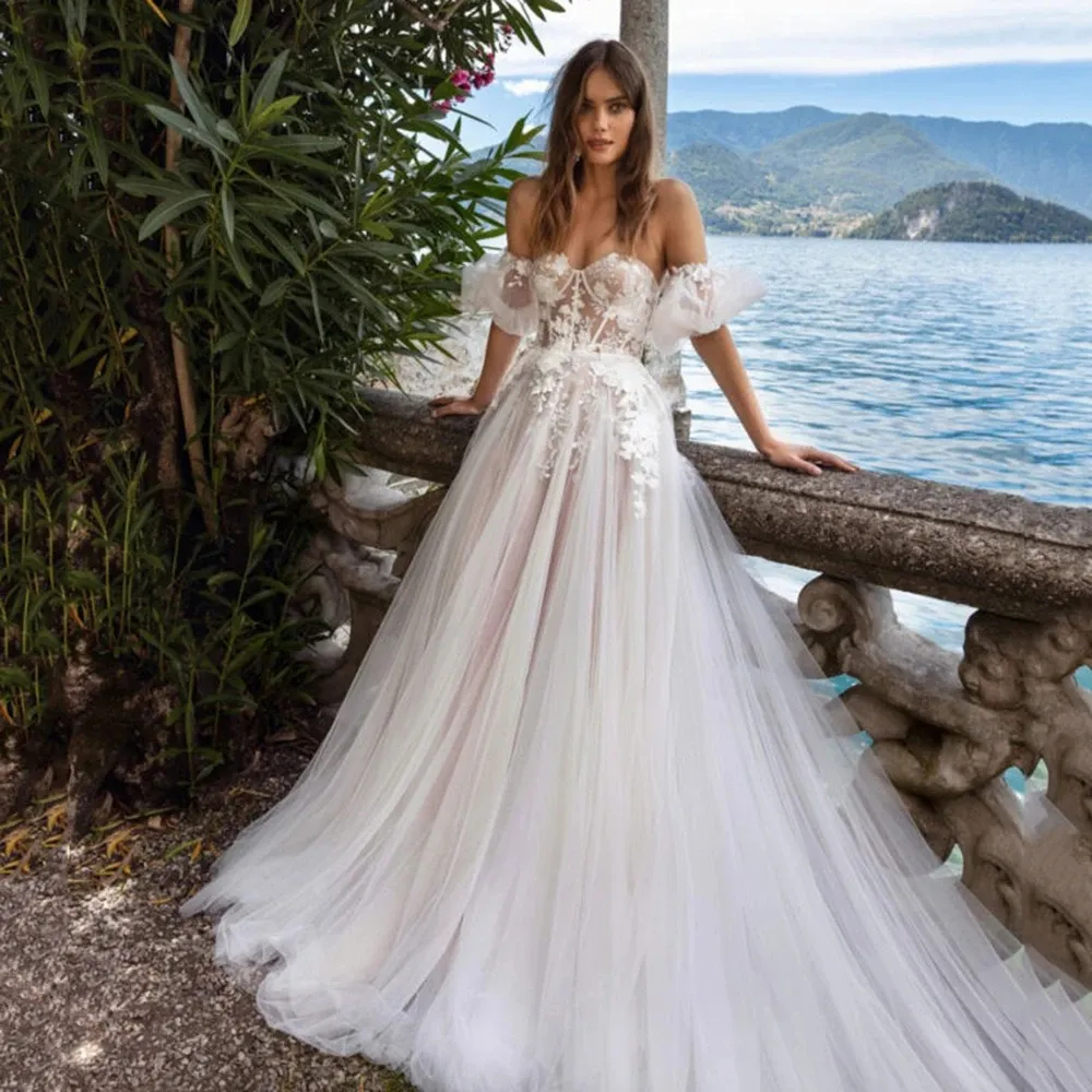 Boho Beach A Line Wedding Dress Off The Shoulder Short Sleeves Long Tulle Bridal Gowns Lace Appliques Sweetheart Neck Summer Illusion Vestido De Novia