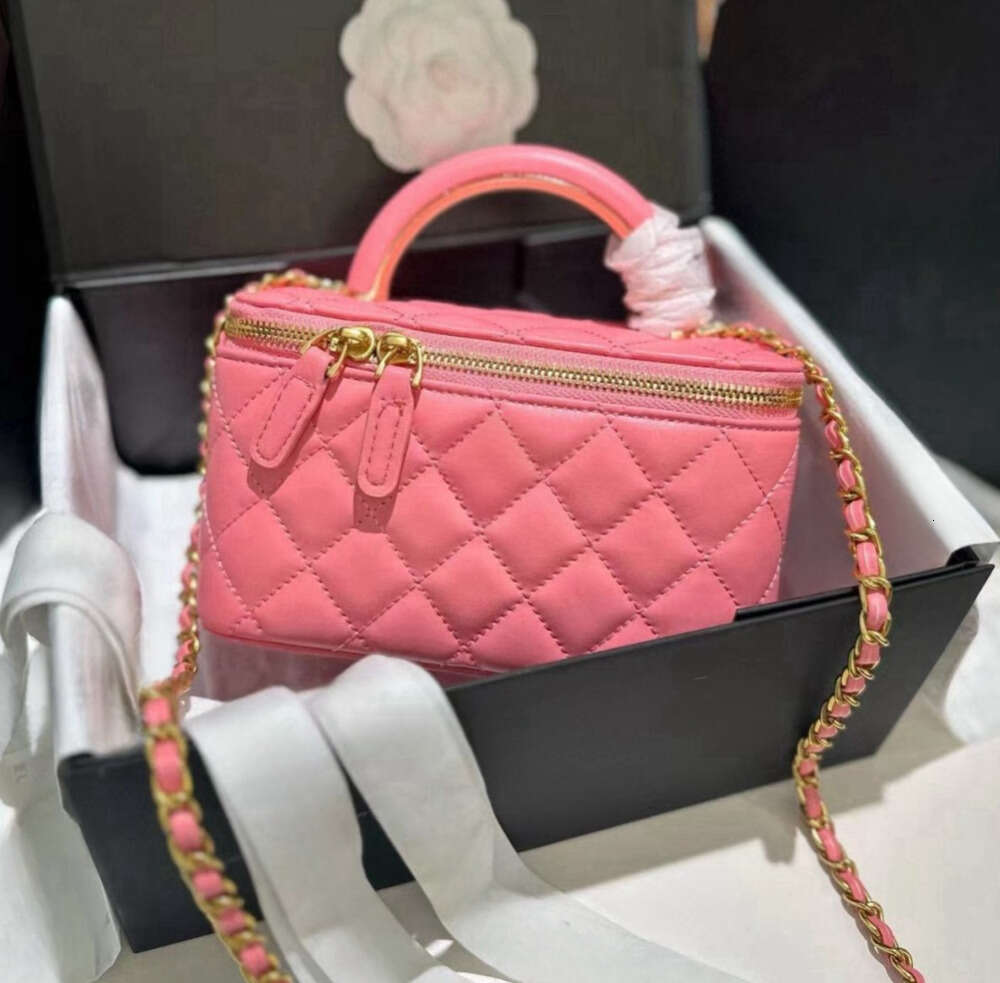 Cases Black White Womens Vanity Box Designer Caviar lamb skin Bags Top Handle Totes Quilted Matelasse Chain Crossbody Shoulder Cosmetic Caid Lipstick Holder Mini