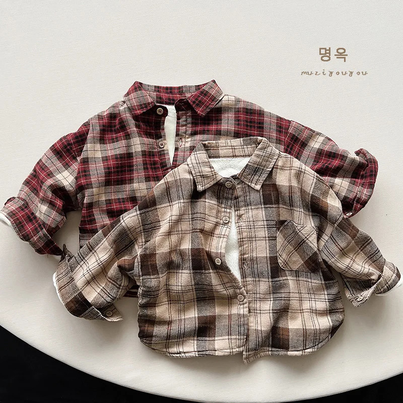 Korean Autumn Winter Young Kid Boys Shirts Cotton Velvet Long Sleeve Infant Boys Coat Retro Fleece Plaid Baby Boys Cardigan 231226