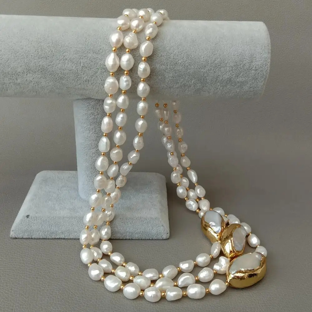 YYGEM 20" 3 strands Cultured Baroque freshwater Pearl Necklace Keshi Pearl Gold color edge Connector chokers for women 231225