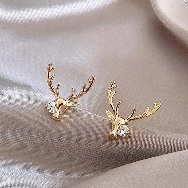 20Pair/Lot Fashion 925 Sterling Silver Needle Heart Pearl Rhinestone Stud Earrings For Women Mix Style Geometric Jewelry Party 231227