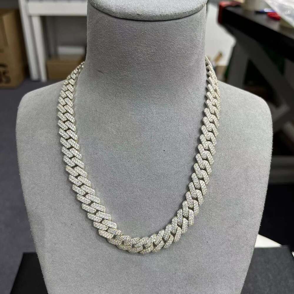 Moissanite Jewelry 925 Silver Vvs Moissanite 12mm Cuban Chain Necklace