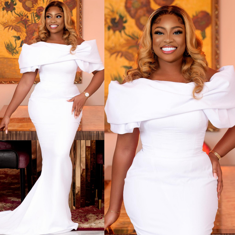 Beach Elastic Satin Wedding Dress for Bride Illusion Trumpet Bridal Dresses Mermaid Pleated off Shoulder Marriage Gowns for African Nigeria Black Wome