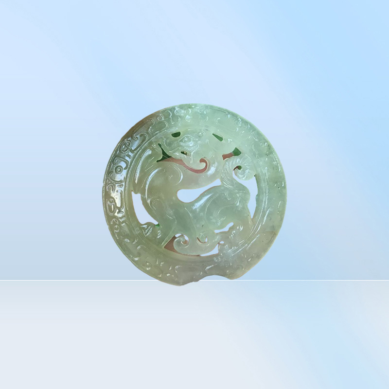 China Xiu Jade Stone Carved Fu foo Dog Lion Amulets longevity Luck Jade pendant3878844