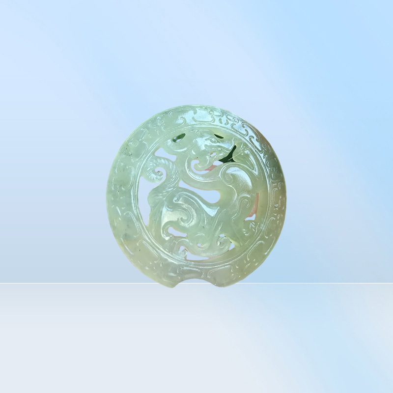 China Xiu Jade Stone Carved Fu foo Dog Lion Amulets longevity Luck Jade pendant