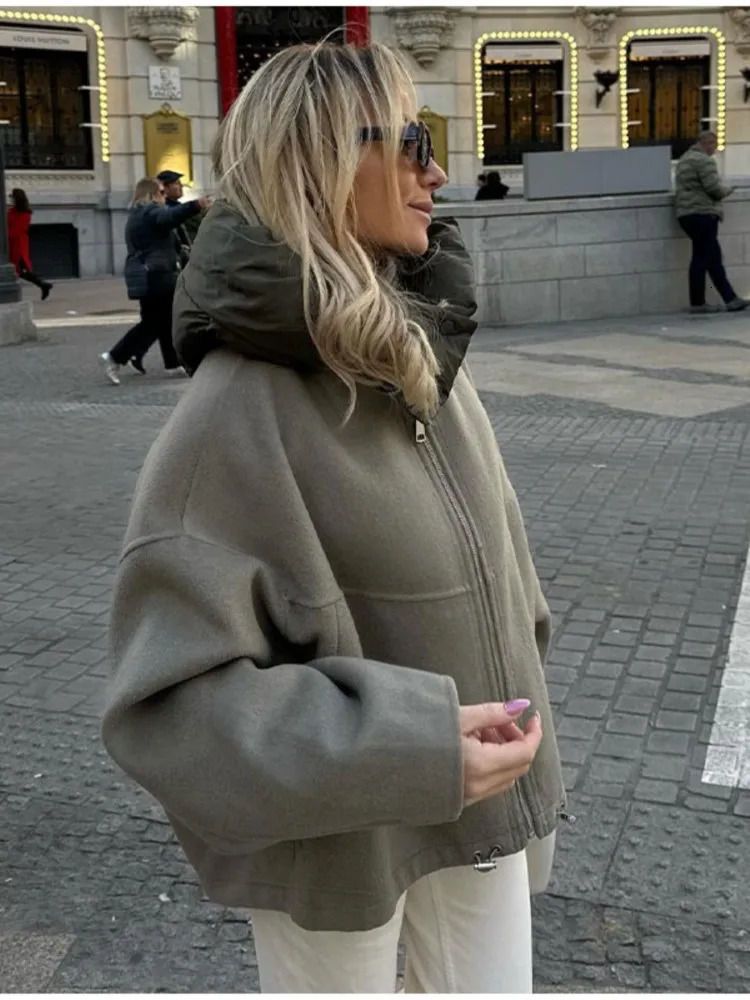 Oversized Zipper Hooded Jacket Women Fashion Thicken Patchwork Long Sleeved Coats Autumn Winter Loose Warm Street Outerwear