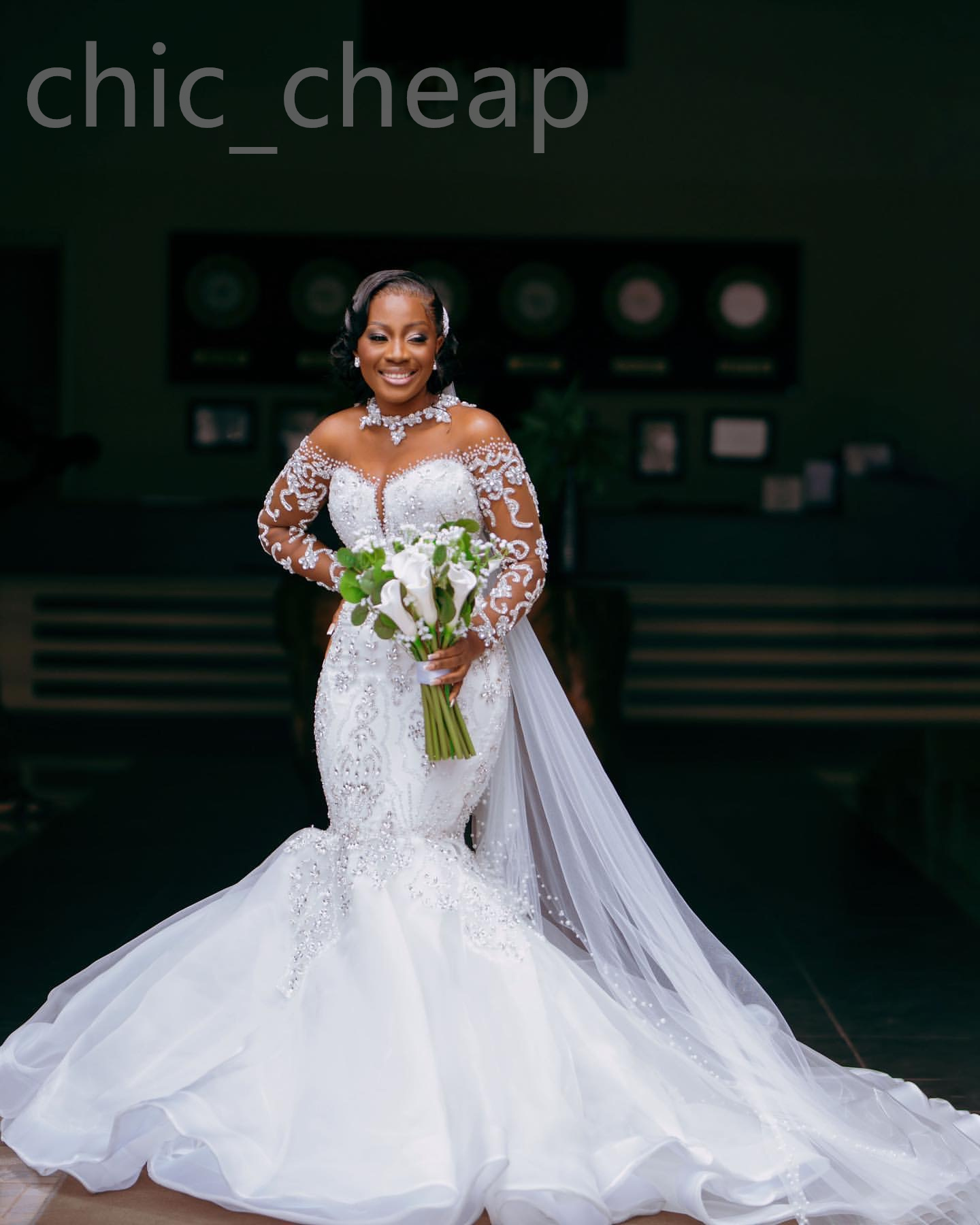 2024 Arabic Aso Ebi Plus Size White Mermaid Lace Wedding Dress Beaded Crystals Luxurious Bridal Gowns Dresses ZJ404